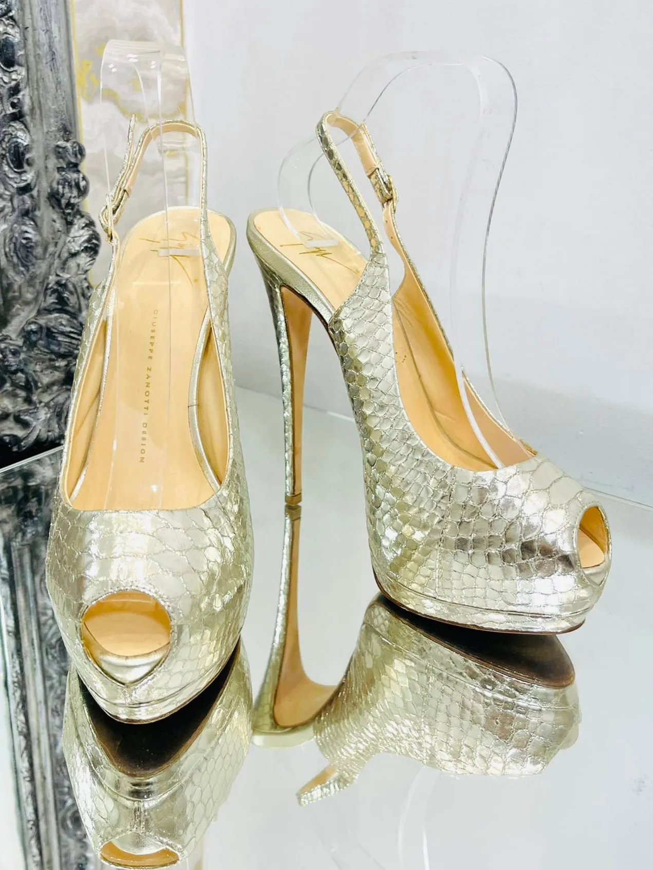 Giuseppe Zanotti Snake Skin Heels. Size 40