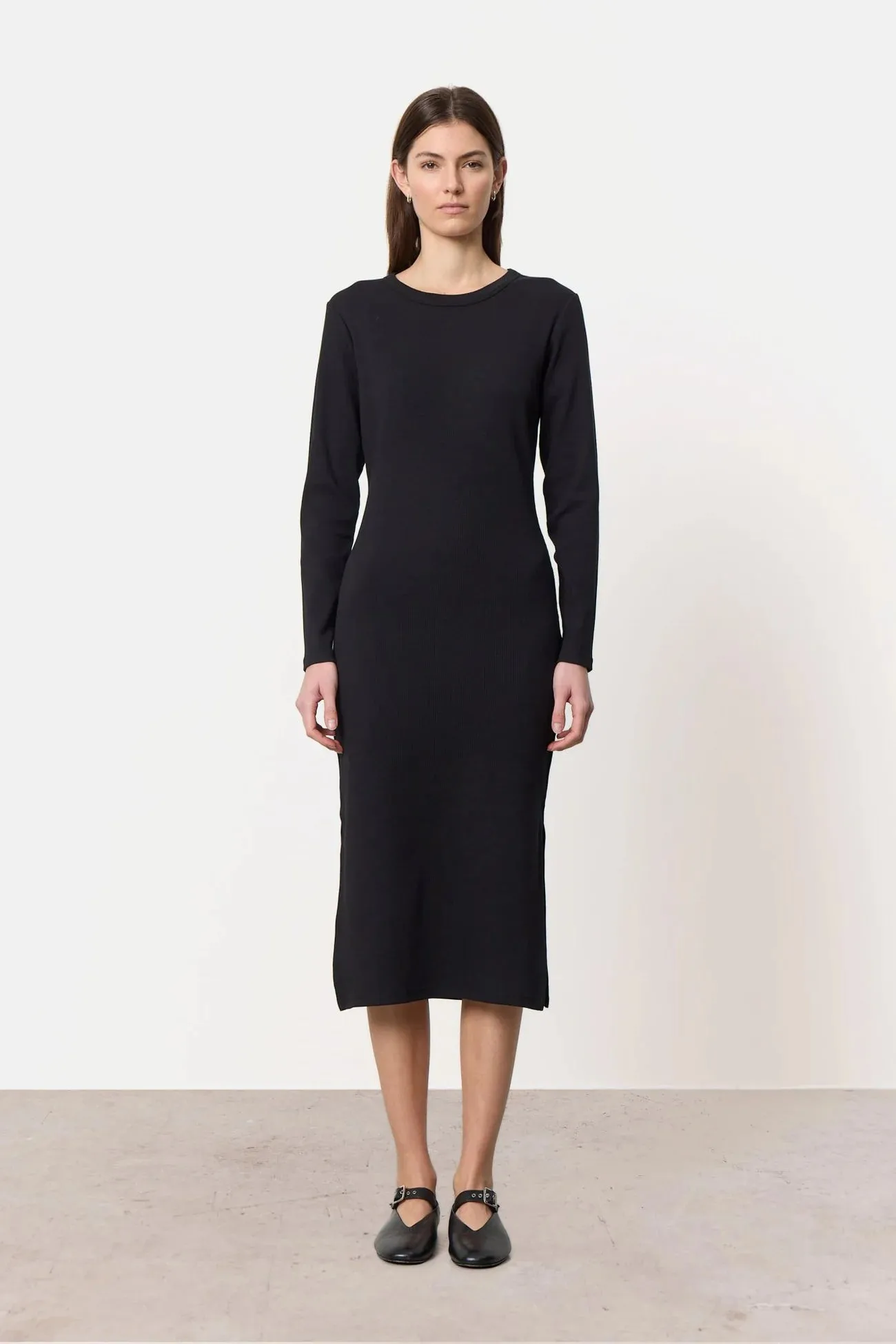 NUMBIA | Midi Dress