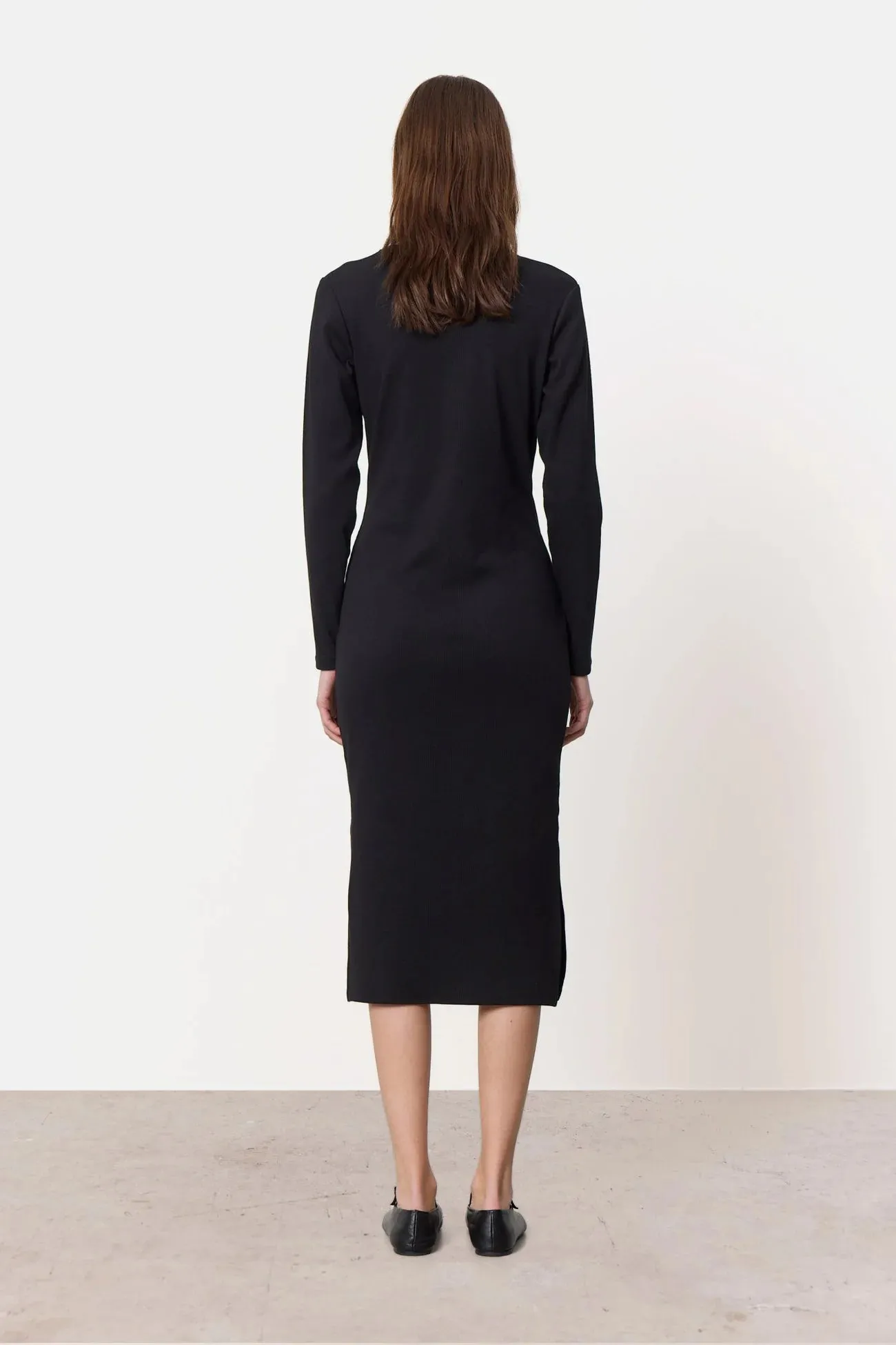 NUMBIA | Midi Dress