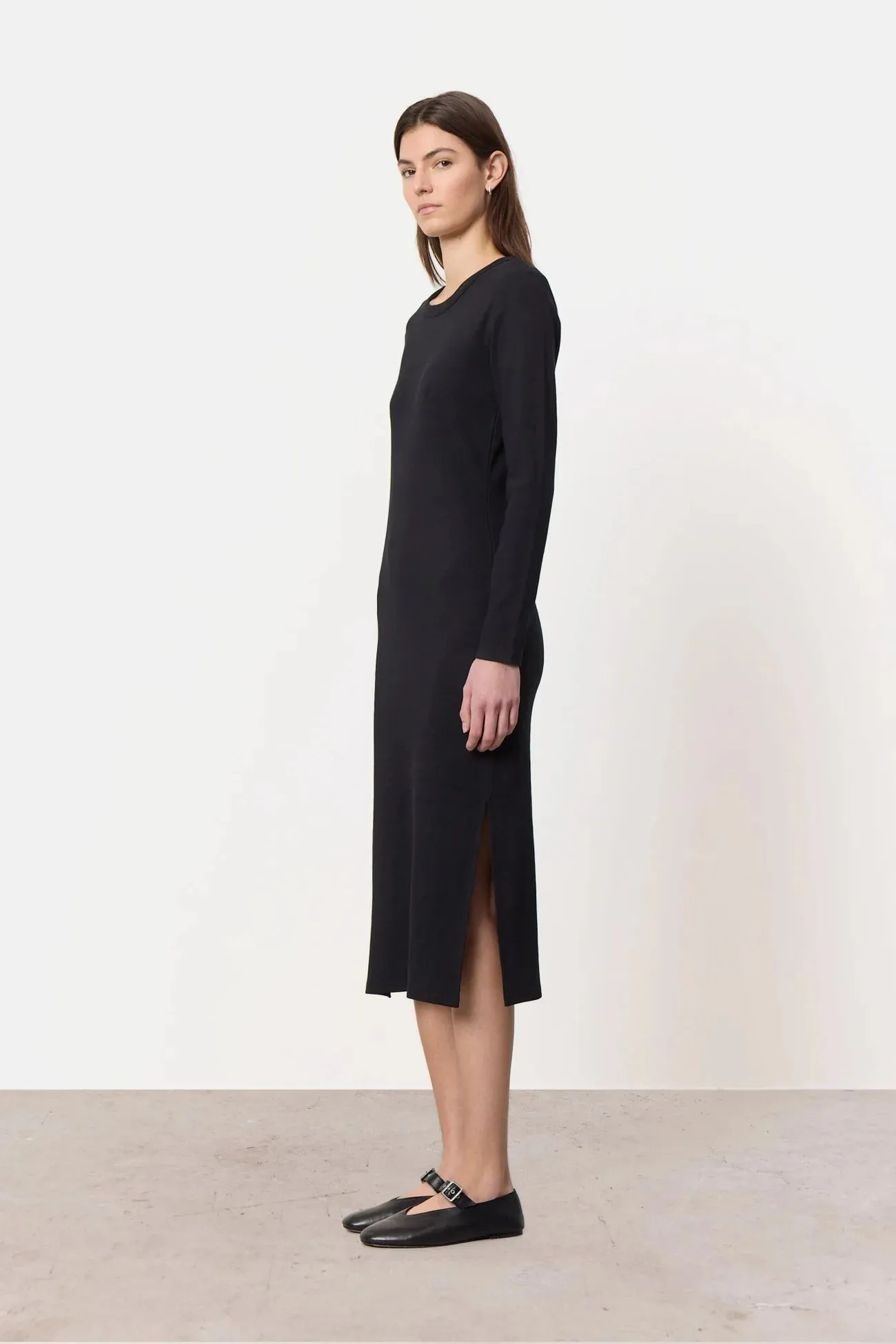 NUMBIA | Midi Dress